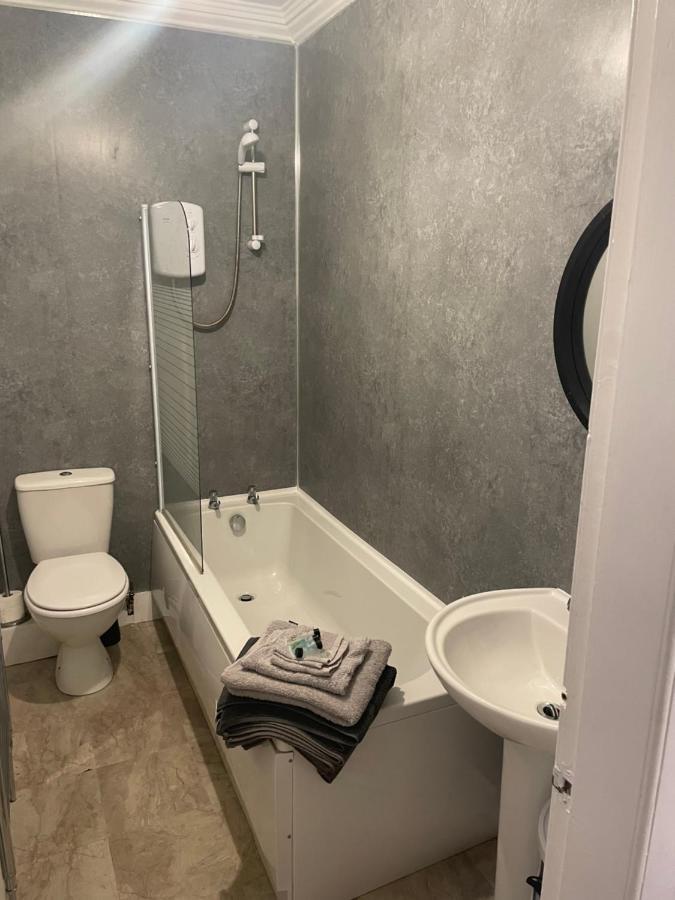Lovely 2 Bedroom Condo In Burntisland, Fife エクステリア 写真